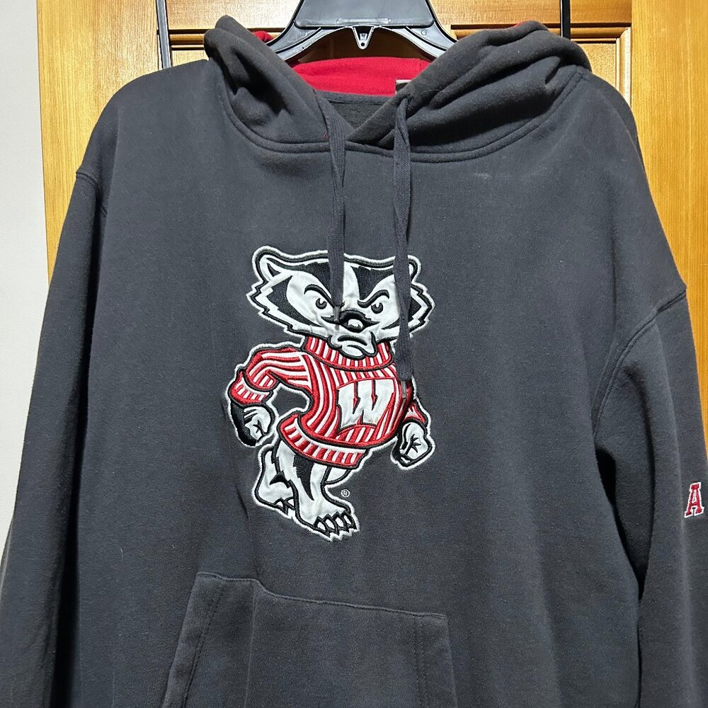 Wisconsin Badgers Hooded Sweatshirt - Large